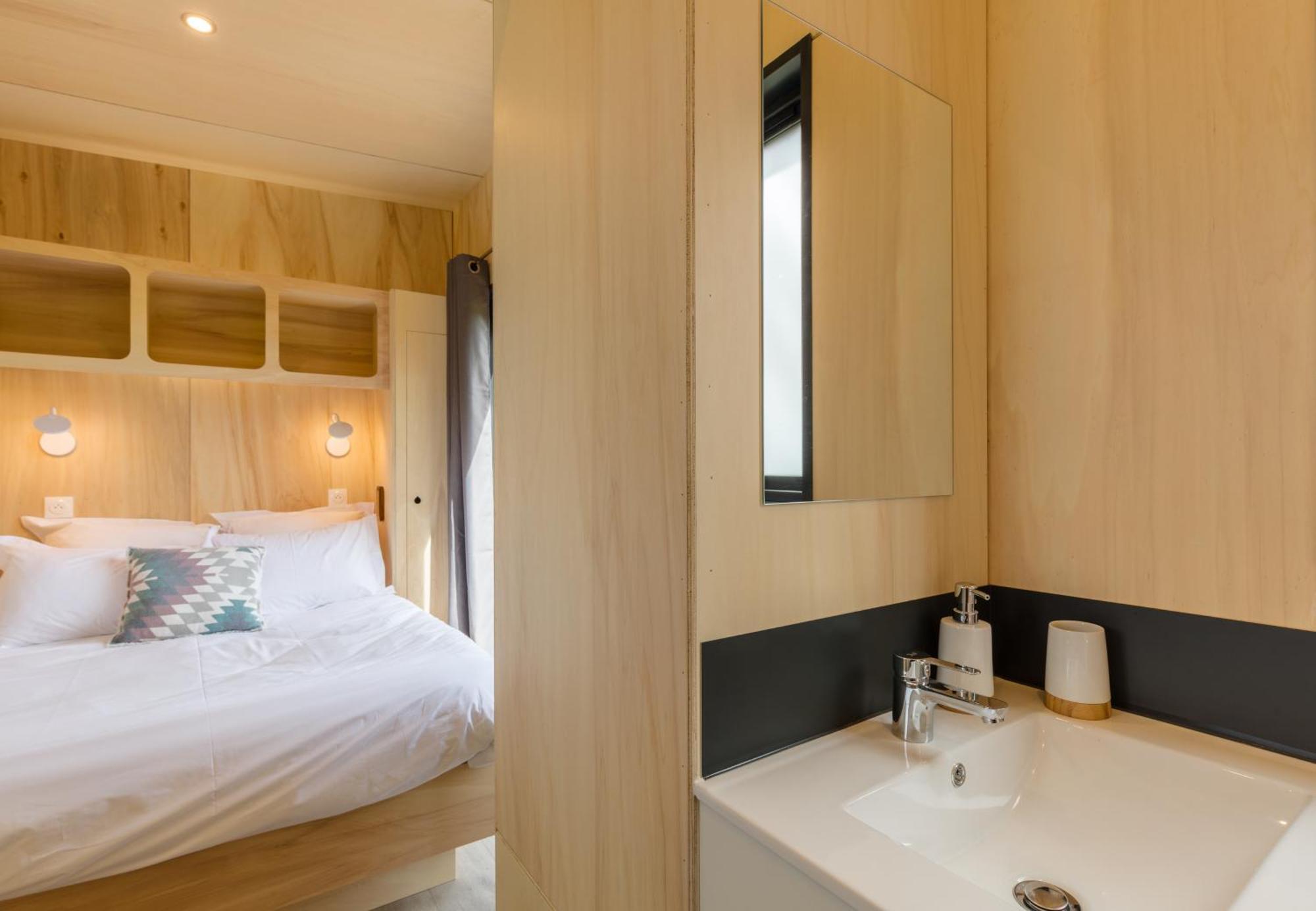 Tiny House Avec Spa, Proche De Bordeaux Et De Saint-Emilion Castelviel Exterior foto