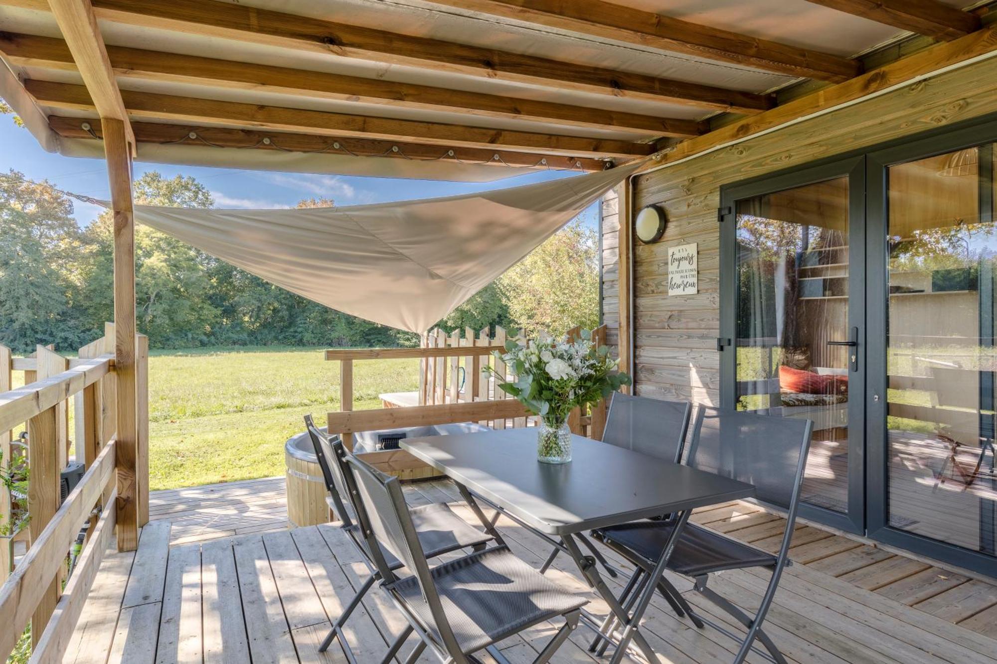 Tiny House Avec Spa, Proche De Bordeaux Et De Saint-Emilion Castelviel Exterior foto